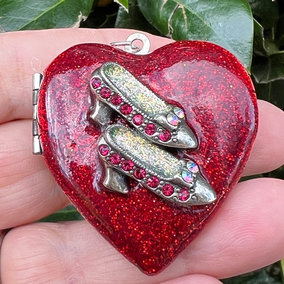 KIRK’S FOLLY LARGE OVERSIZED PEARLIZED RED ENAMEL HEART LOCKET PENDANT SHOES